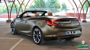 Opel CASCADA 007 Bond Gold