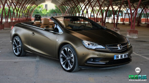 Opel CASCADA 007 Bond Gold