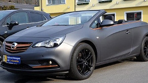 Opel CASCADA grau foliert