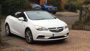 Vauxhall Summit White