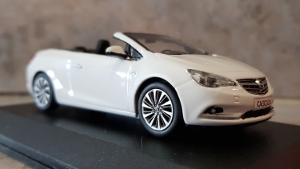 Opel CASCADA 1:43, Schnee Weiß